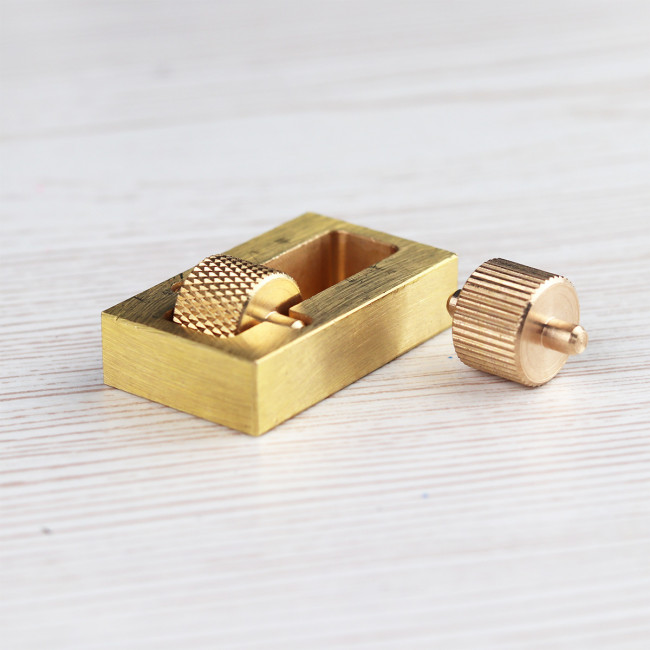 Mini edge dye roller